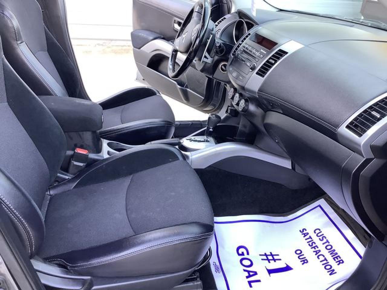2011 MITSUBISHI outlander