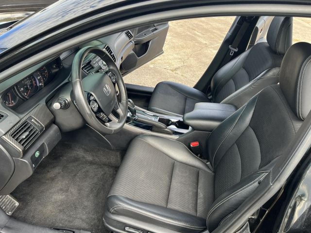 2017 HONDA ACCORD
