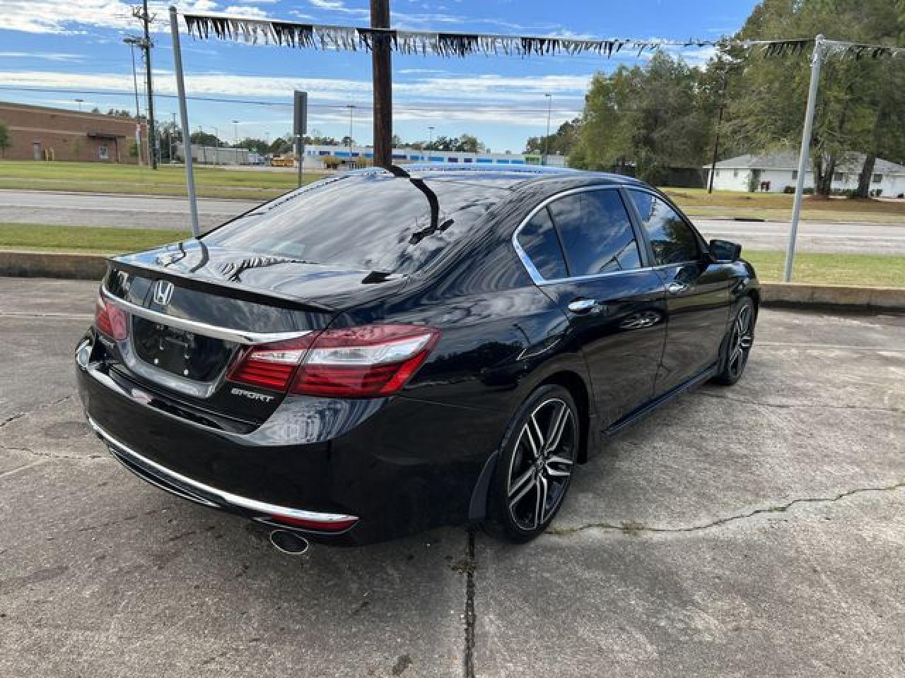 2017 HONDA ACCORD