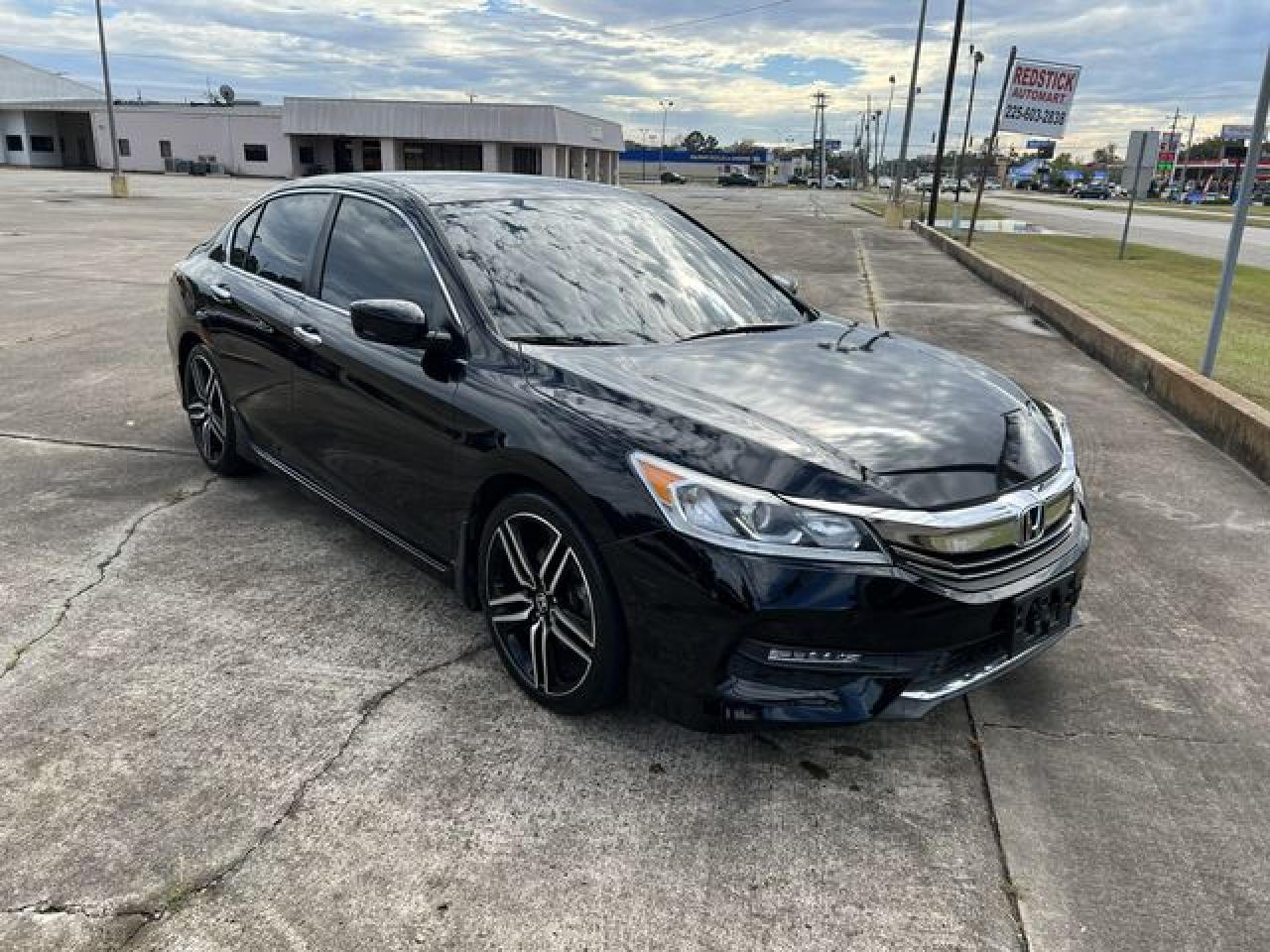 2017 HONDA ACCORD