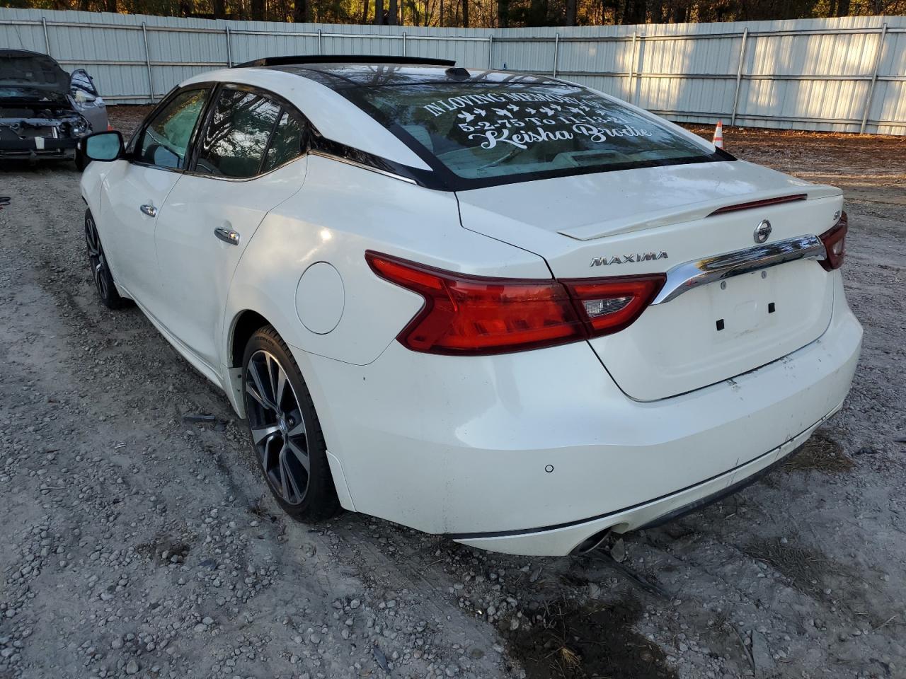 2016 NISSAN Maxima