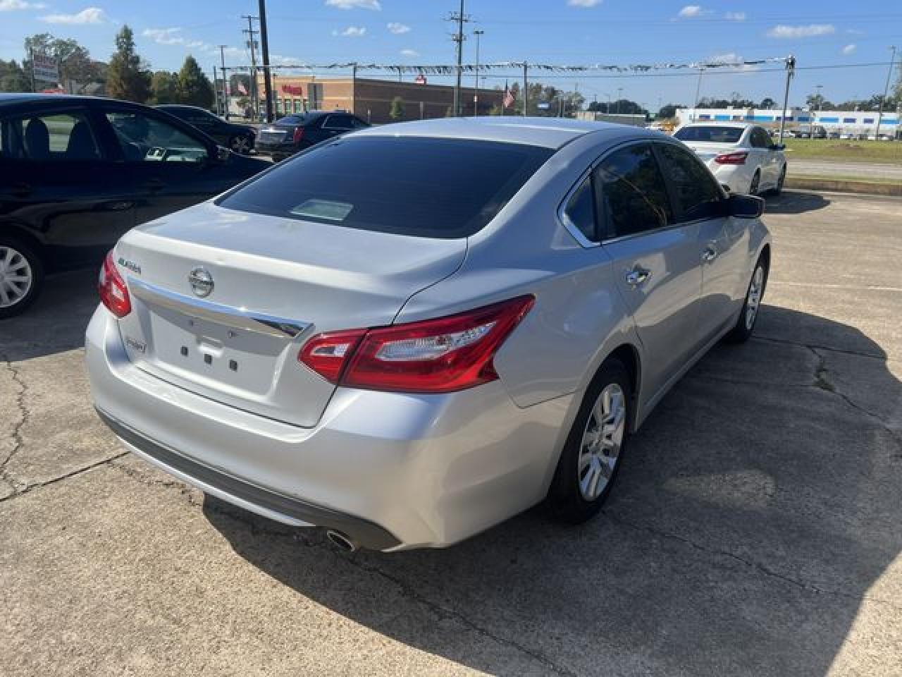 2017 NISSAN ALTIMA
