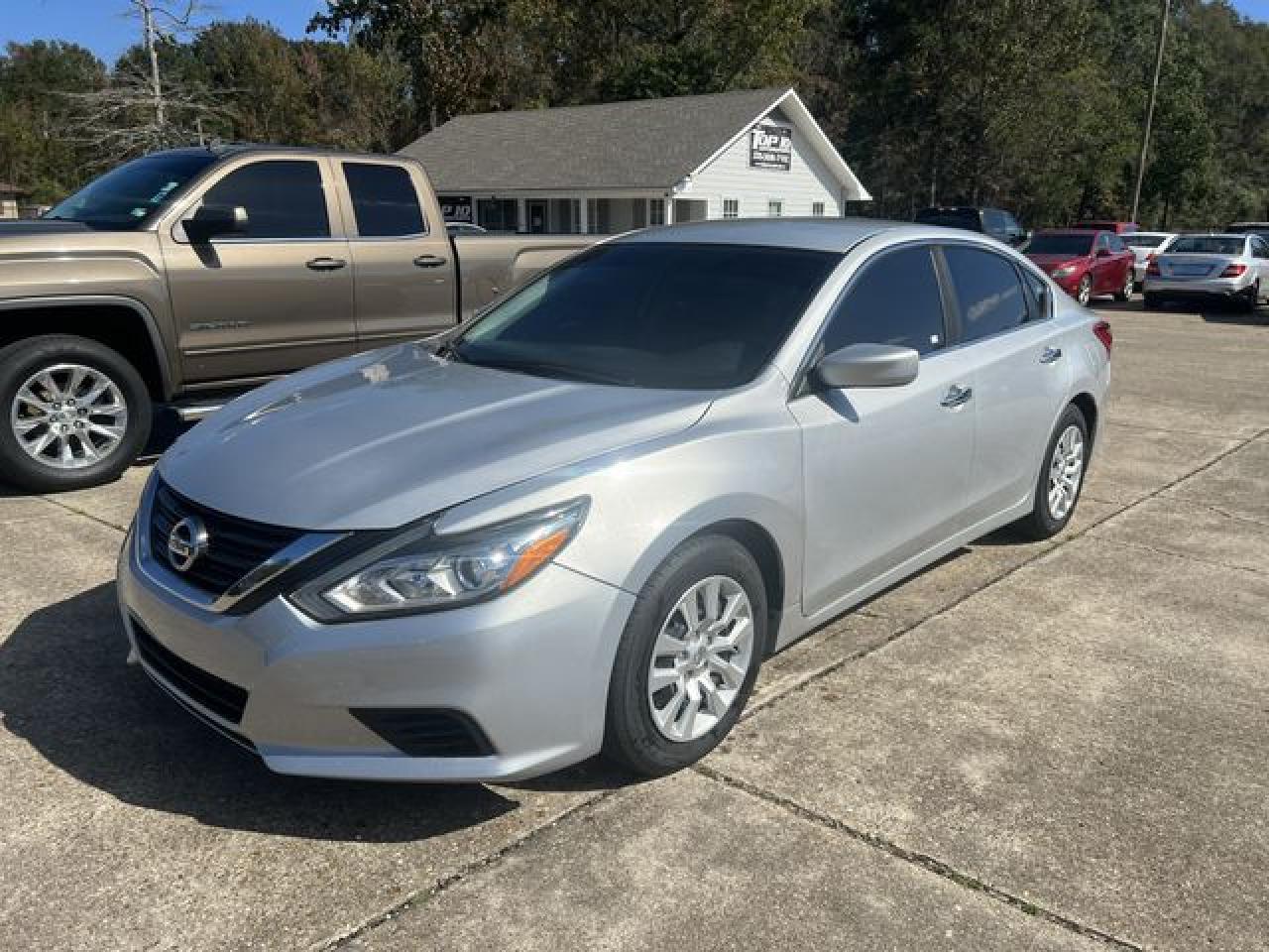 2017 NISSAN ALTIMA