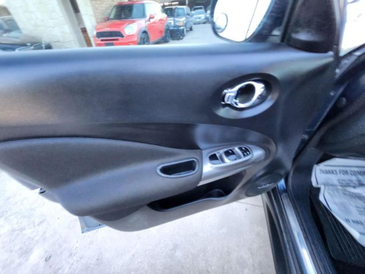 2013 NISSAN Juke