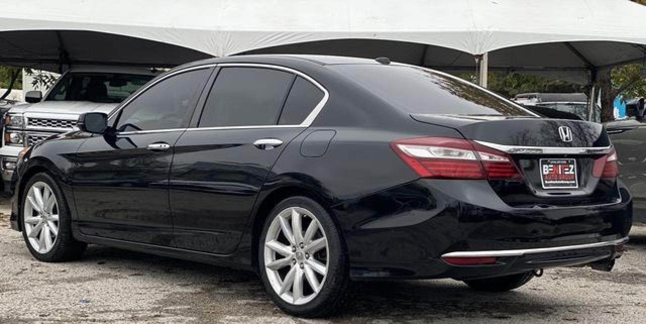 2017 HONDA ACCORD