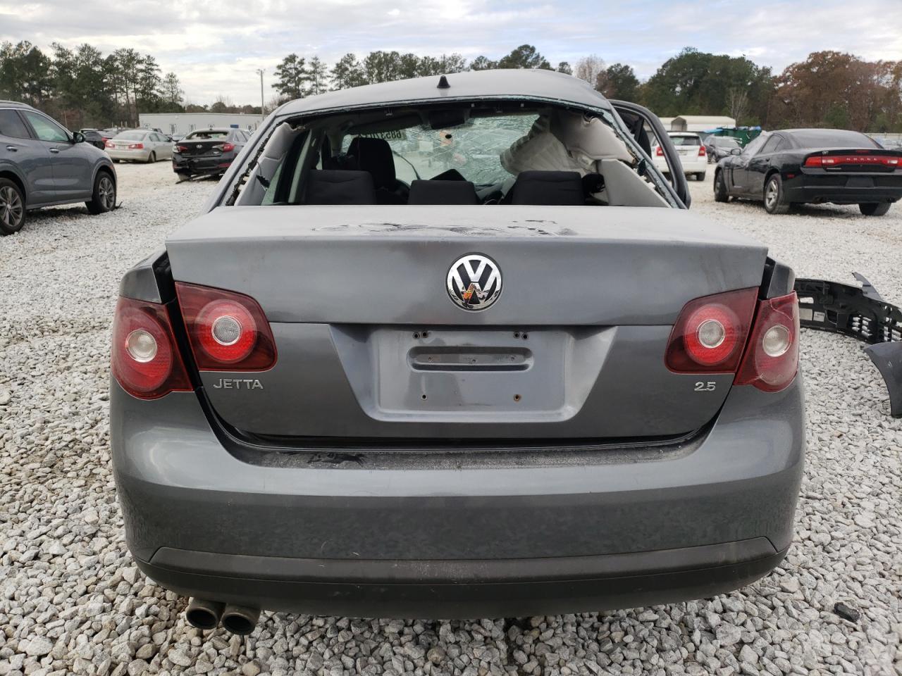 2010 VOLKSWAGEN JETTA