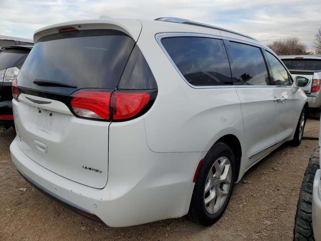 2020 CHRYSLER Pacifica
