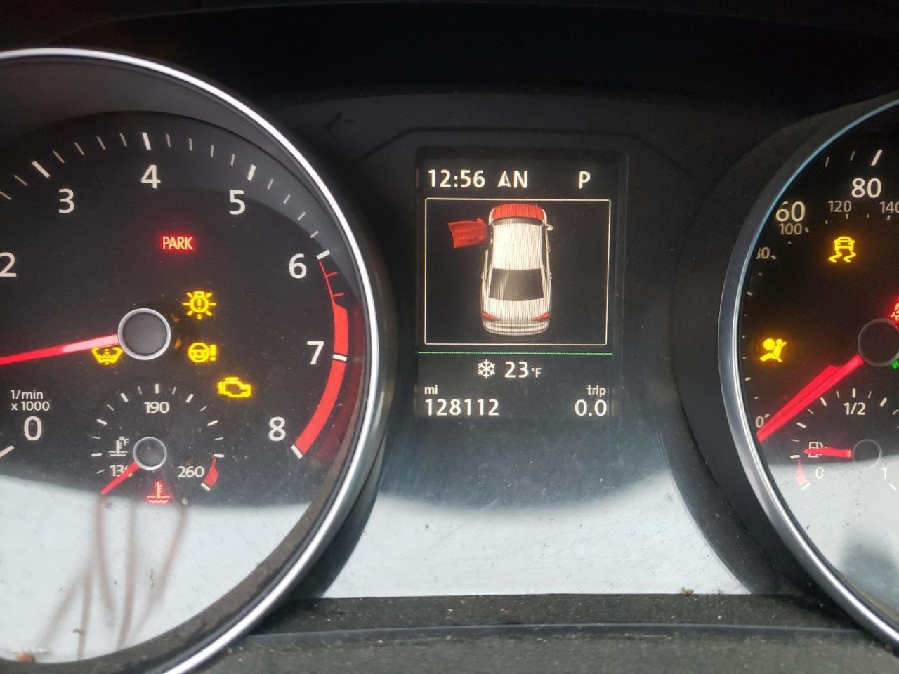 2017 VOLKSWAGEN Passat