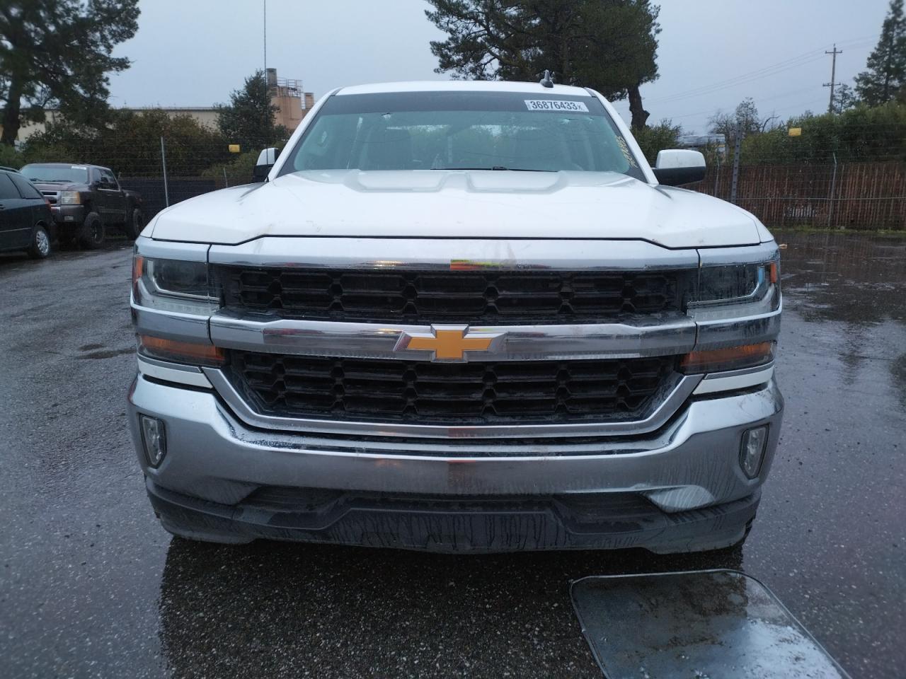 2018 CHEVROLET Silverado