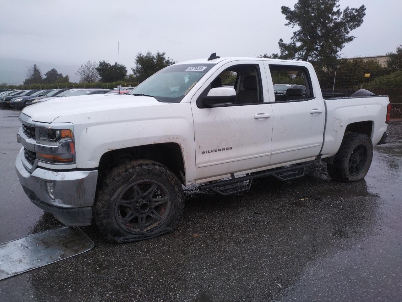 2018 CHEVROLET Silverado