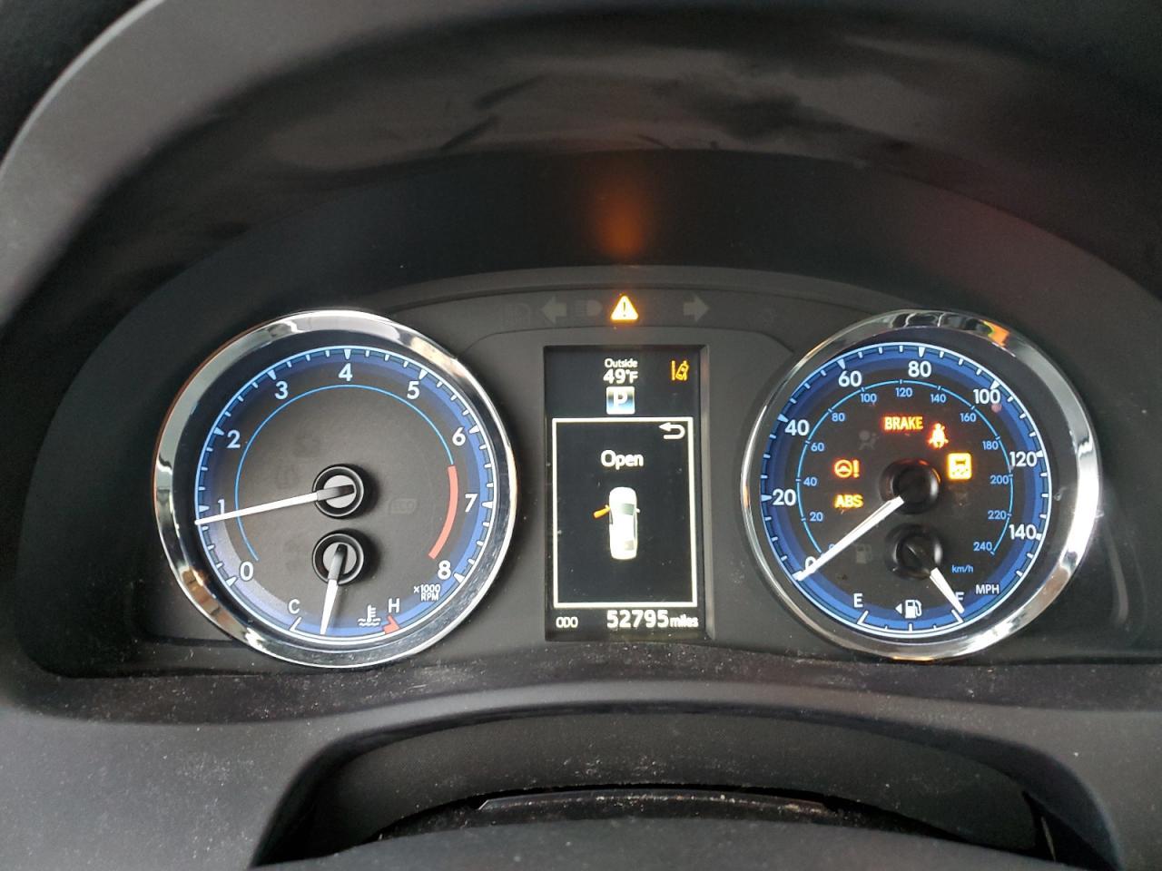 2017 TOYOTA COROLLA