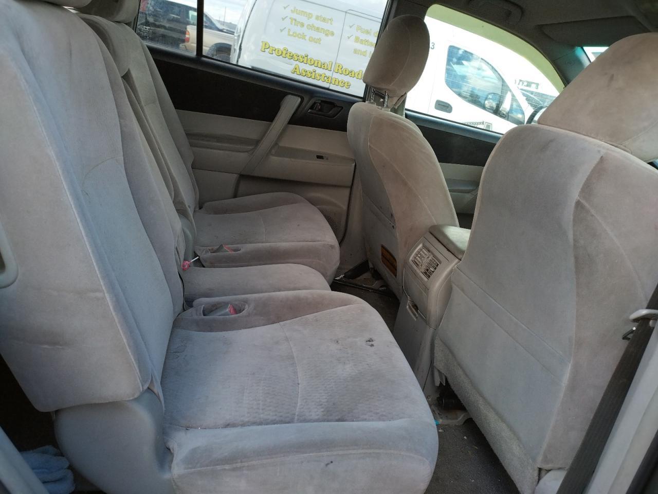 2009 TOYOTA HIGHLANDER