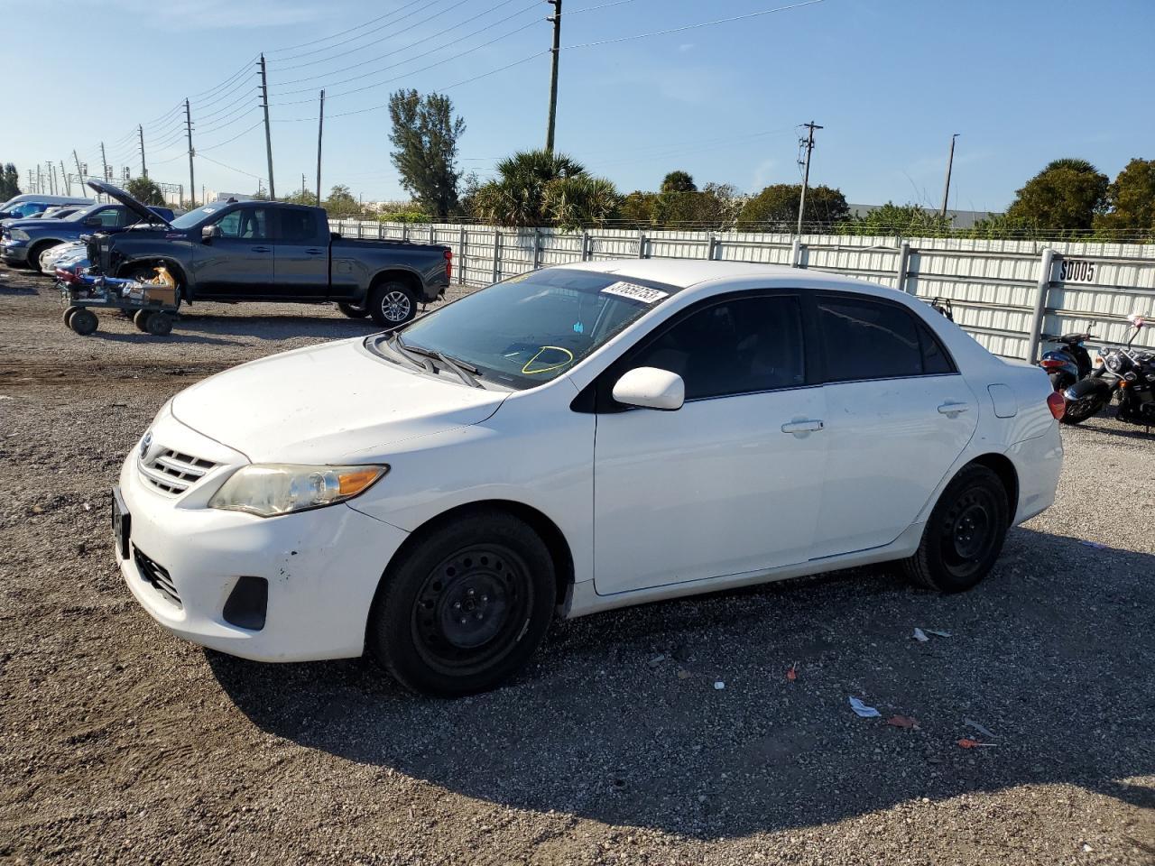 2013 TOYOTA COROLLA