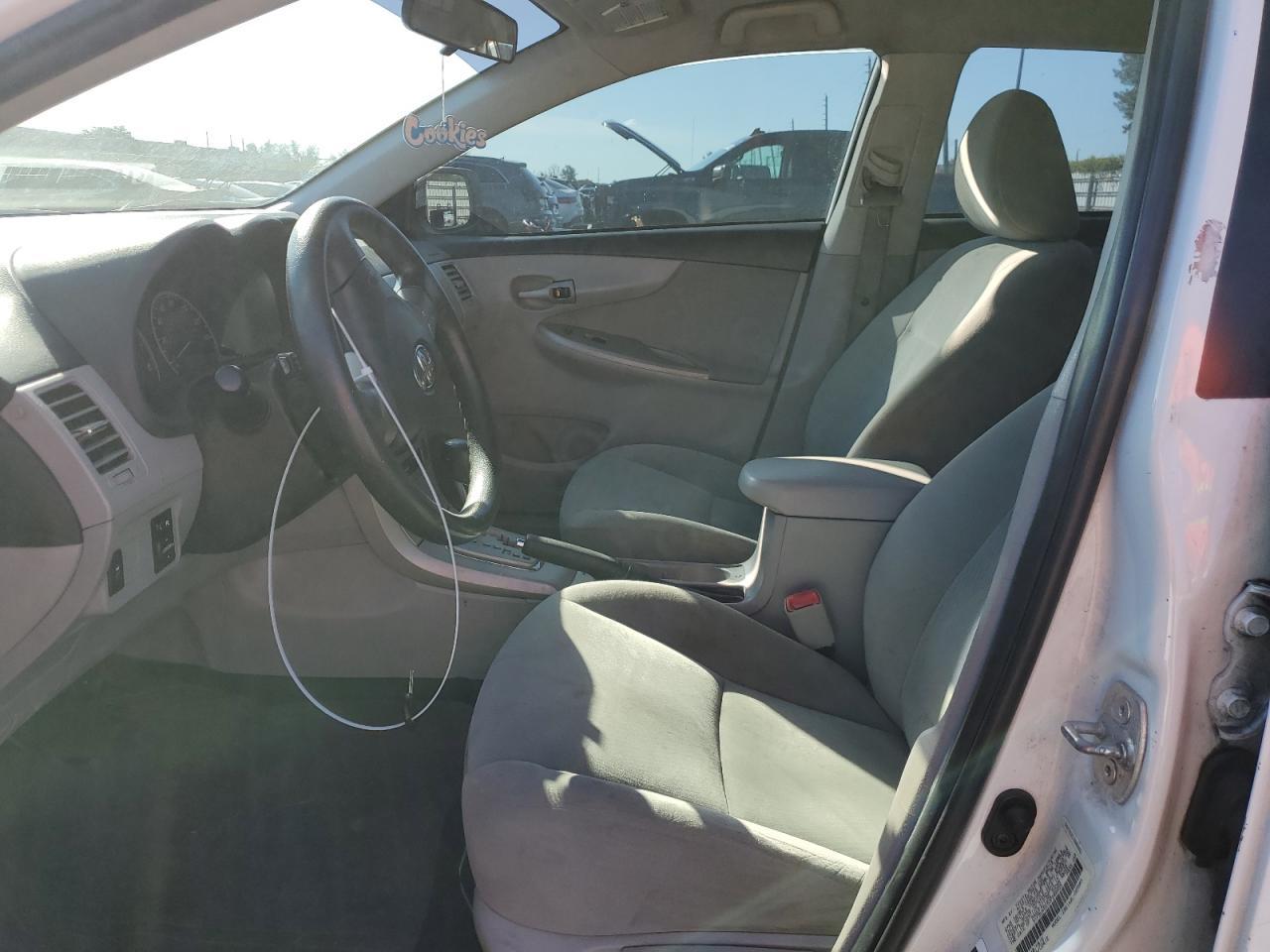 2013 TOYOTA COROLLA