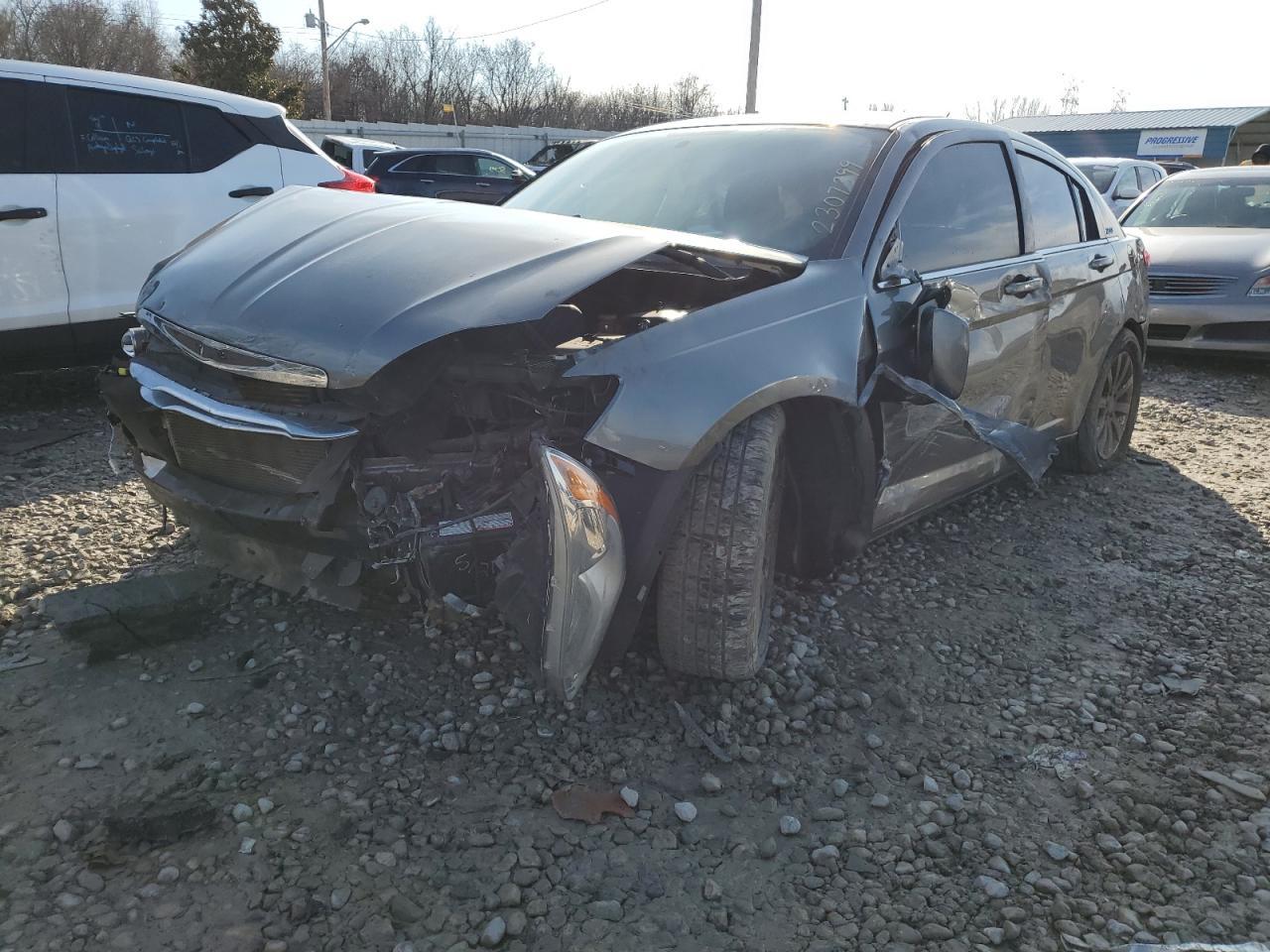 2013 CHRYSLER 200