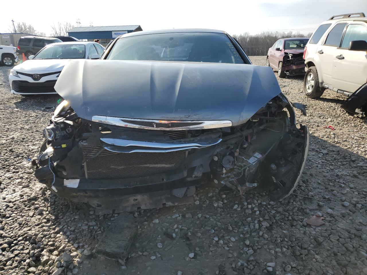 2013 CHRYSLER 200