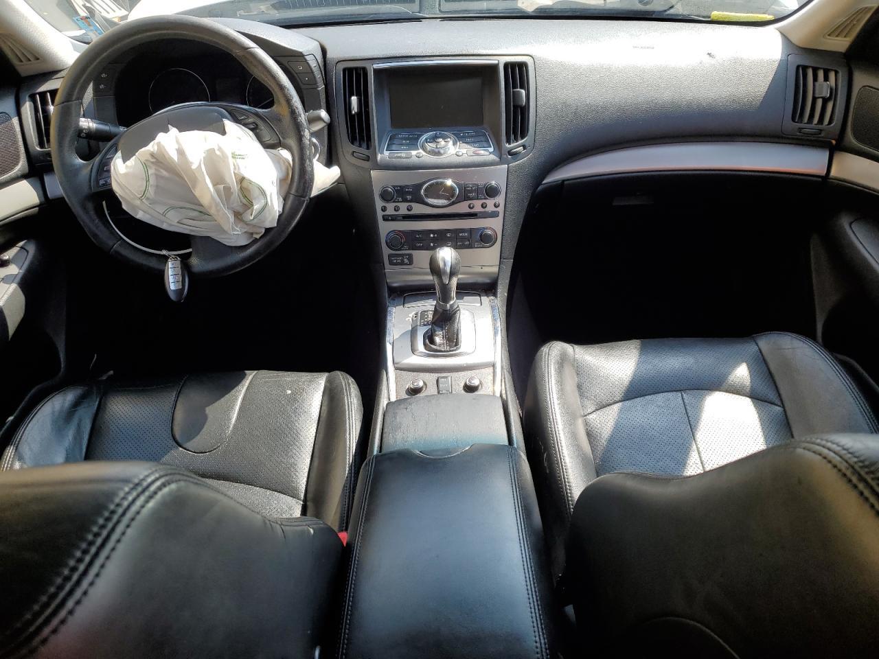 2011 INFINITI G25