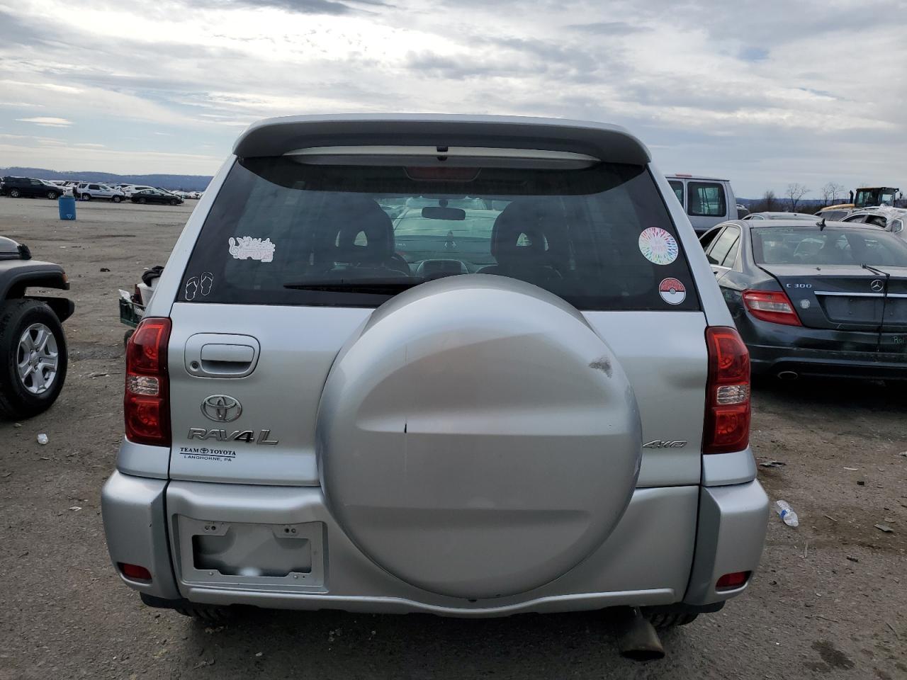2005 TOYOTA RAV4
