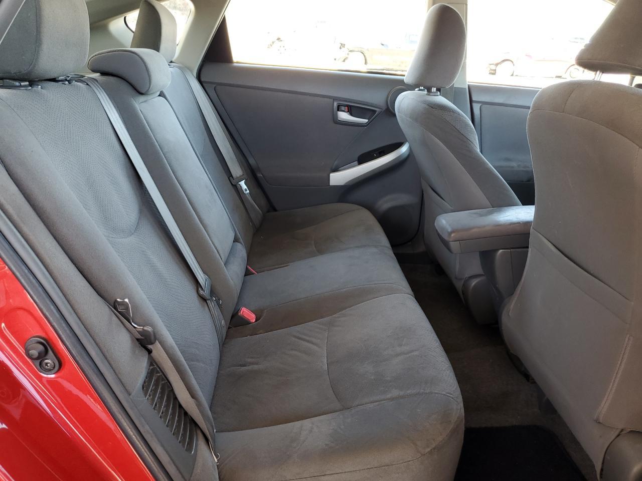2011 TOYOTA PRIUS