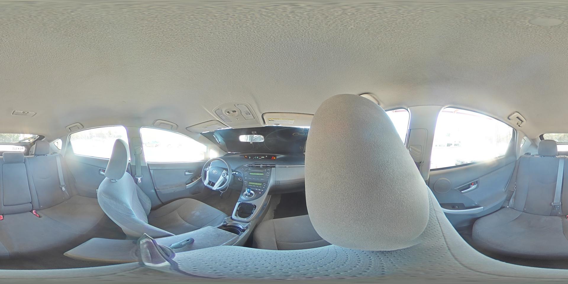 2011 TOYOTA PRIUS