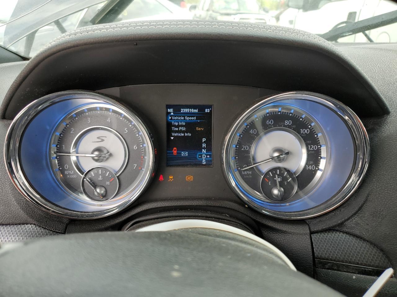 2013 CHRYSLER 300