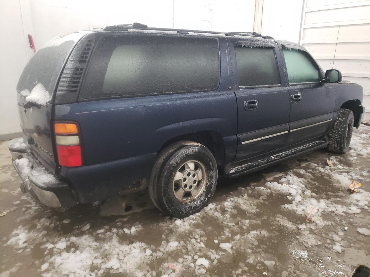 2004 CHEVROLET Suburban