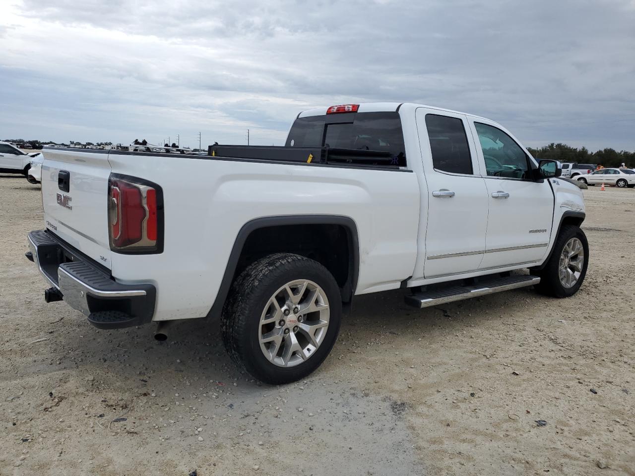 2017 GMC Sierra