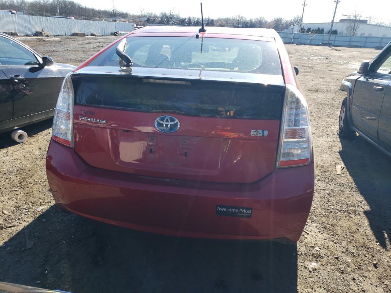 2011 TOYOTA PRIUS