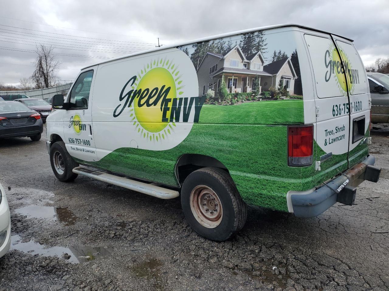 2010 FORD ECONOLINE