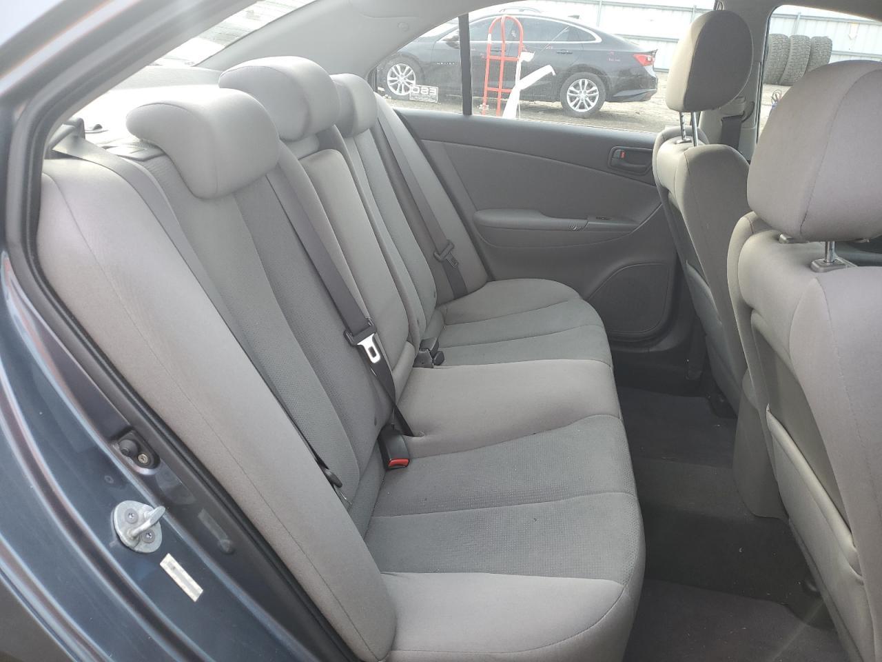2010 HYUNDAI SONATA