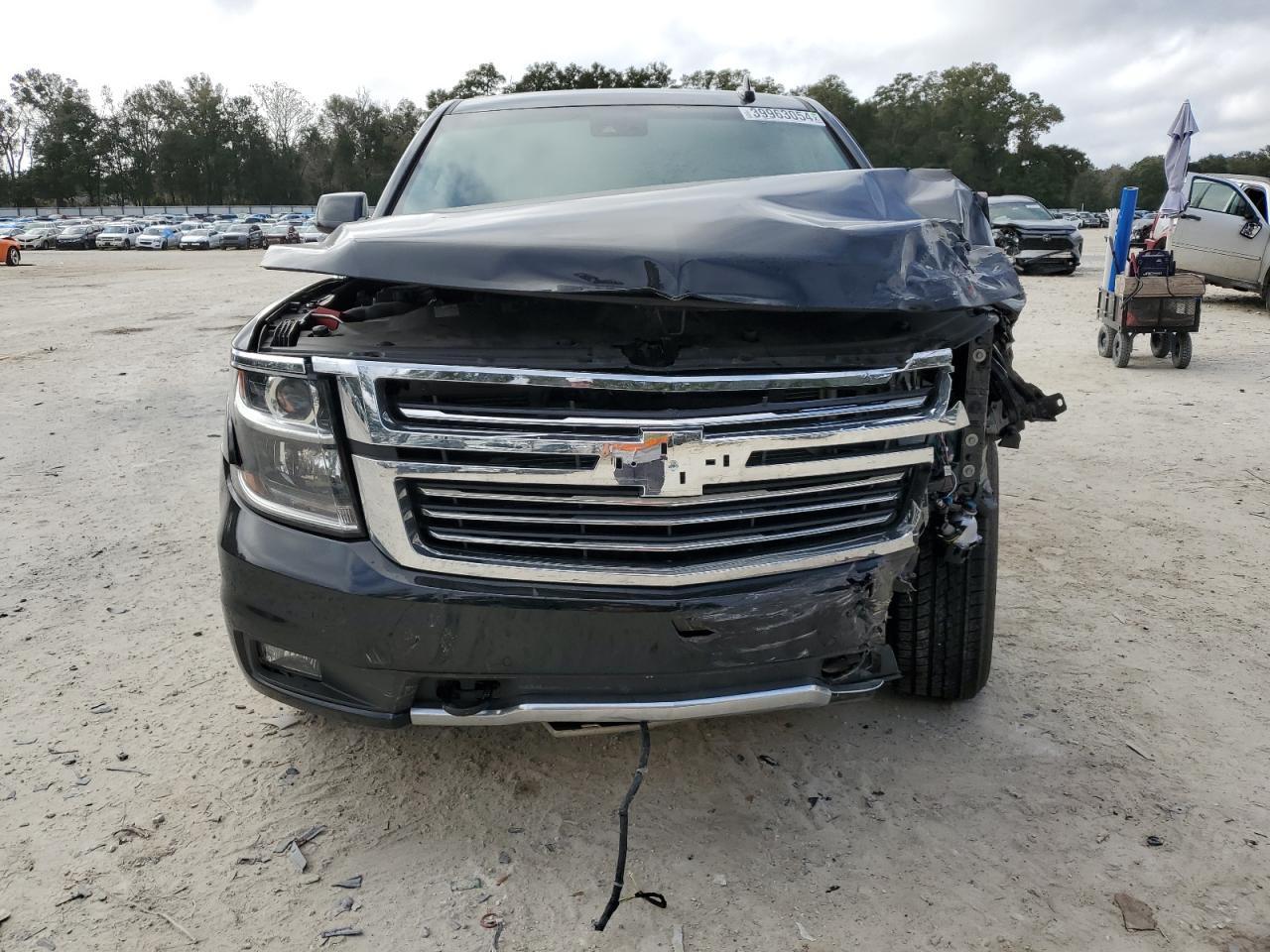 2017 CHEVROLET Suburban
