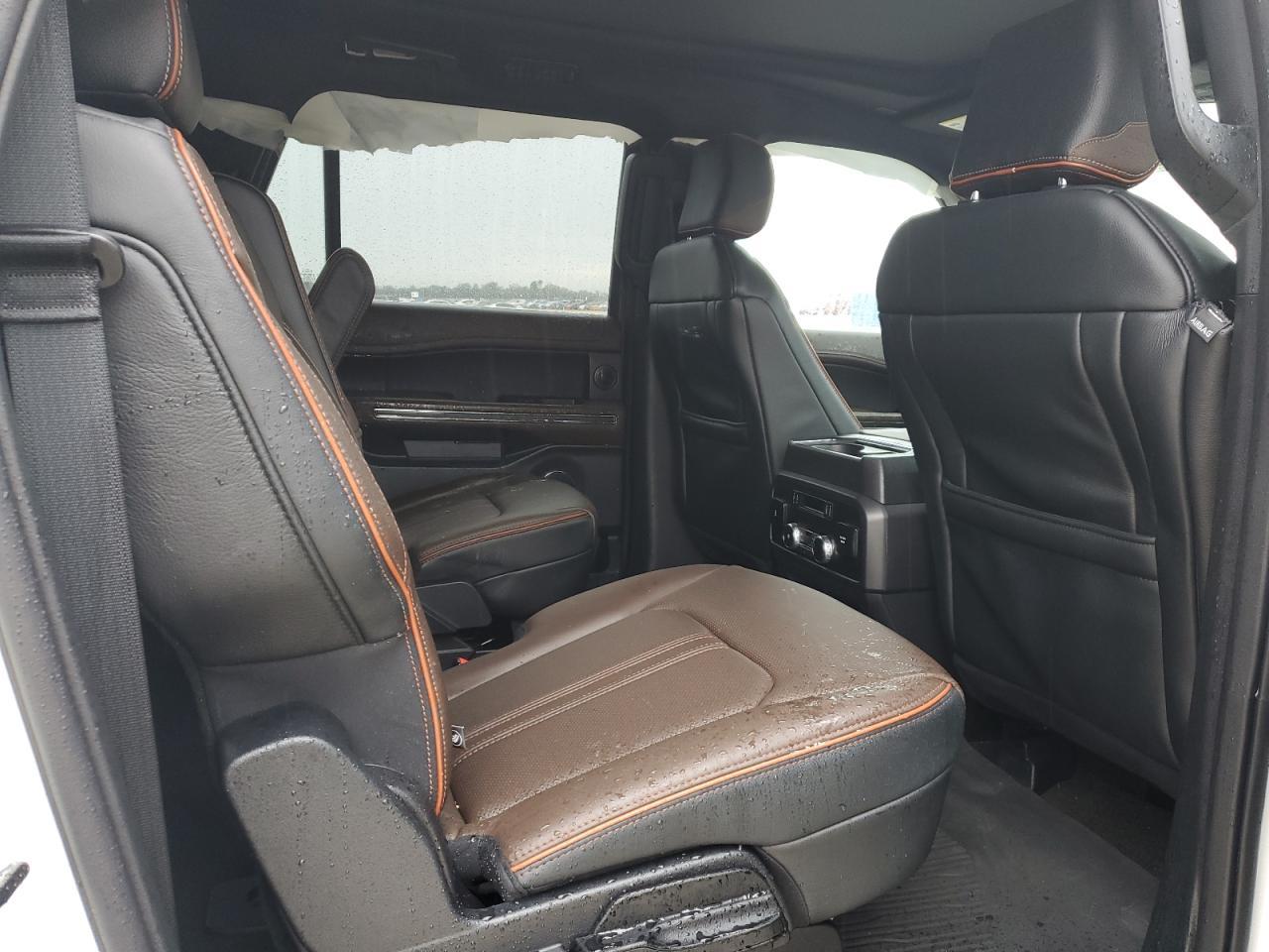 2021 FORD Expedition