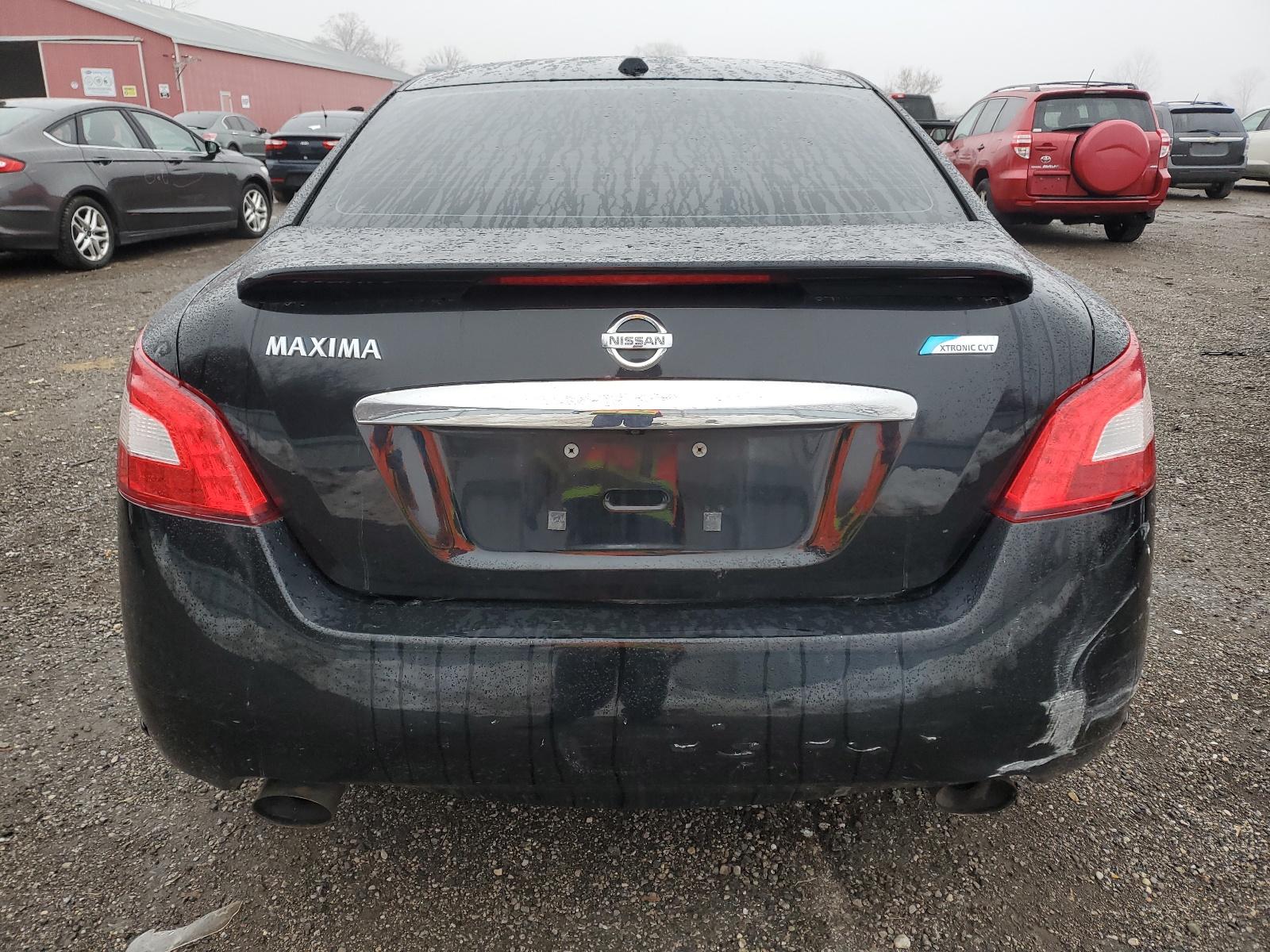 2010 NISSAN Maxima
