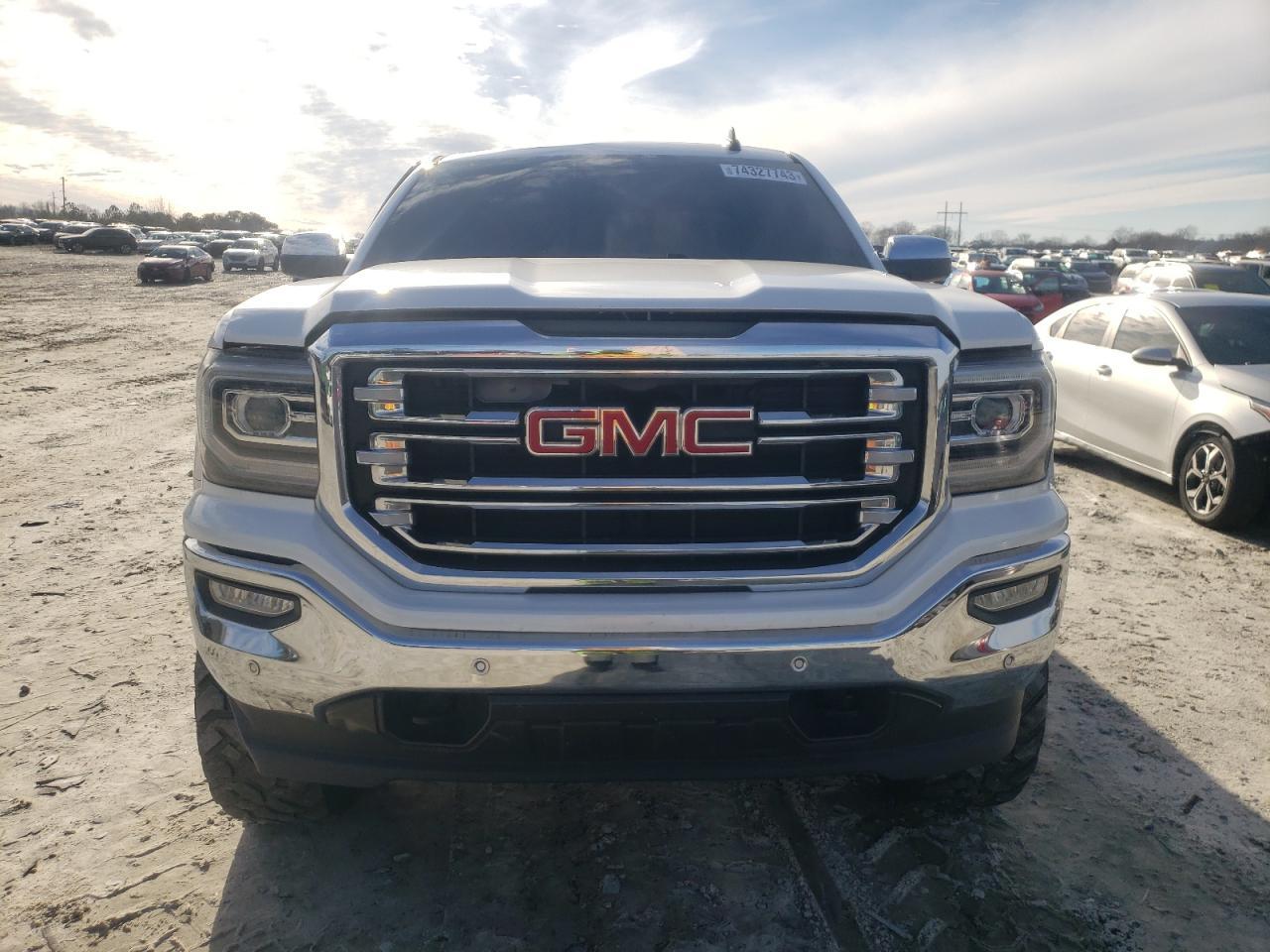 2017 GMC Sierra