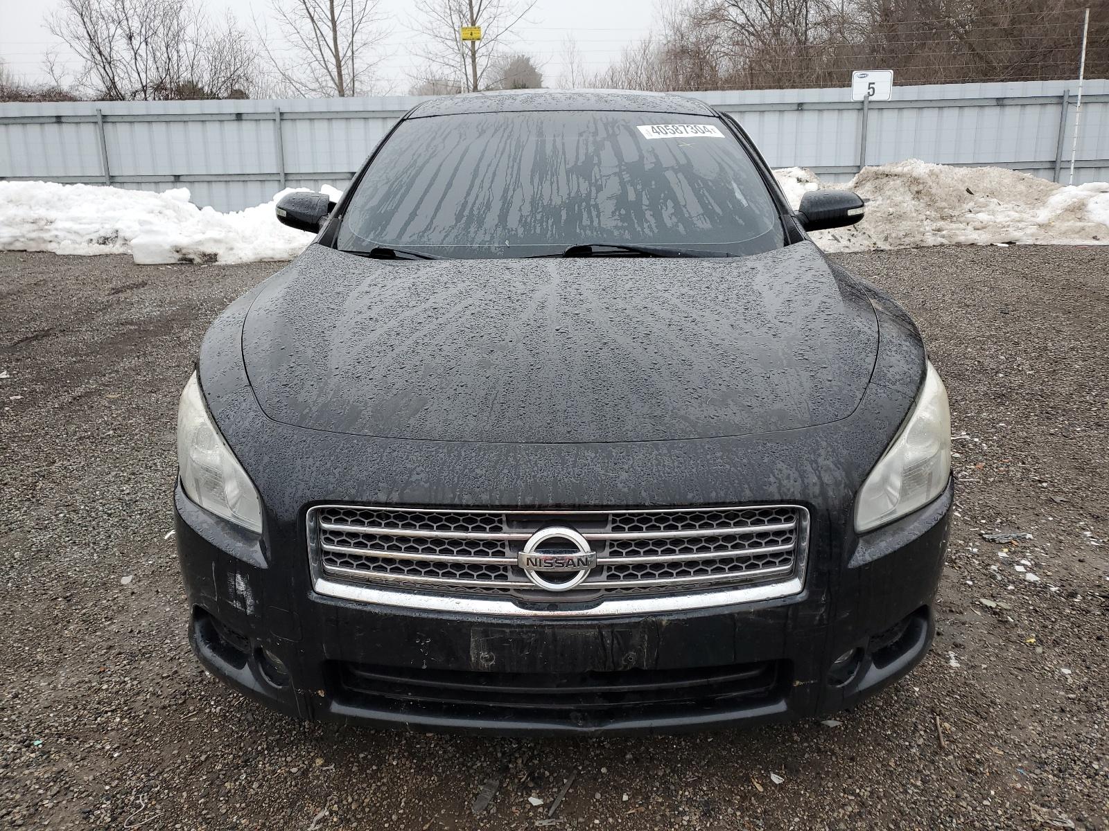 2010 NISSAN Maxima