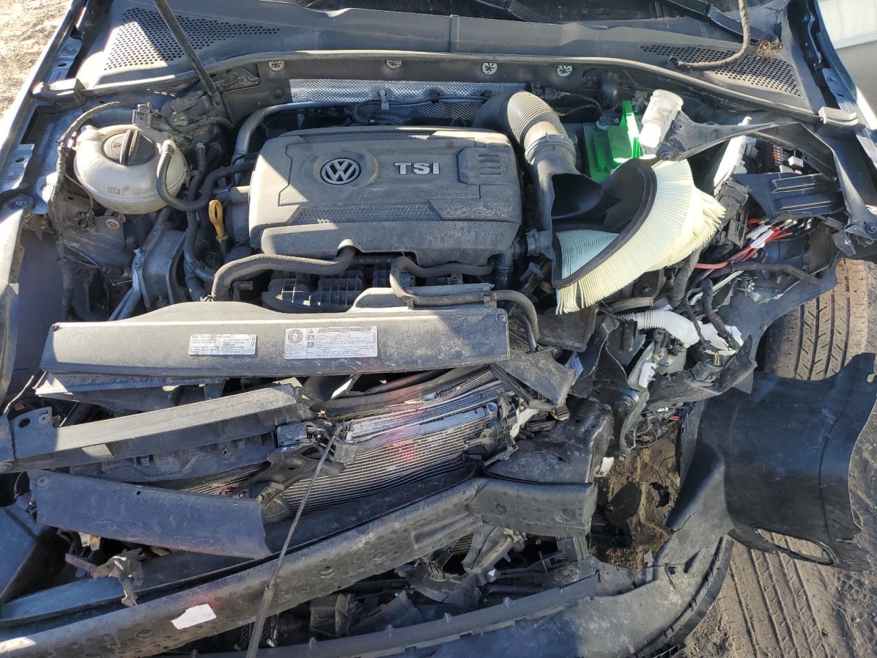 2017 VOLKSWAGEN GOLF
