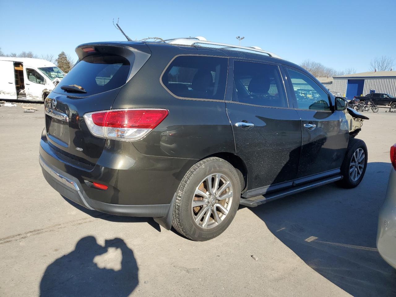 2015 NISSAN PATHFINDER