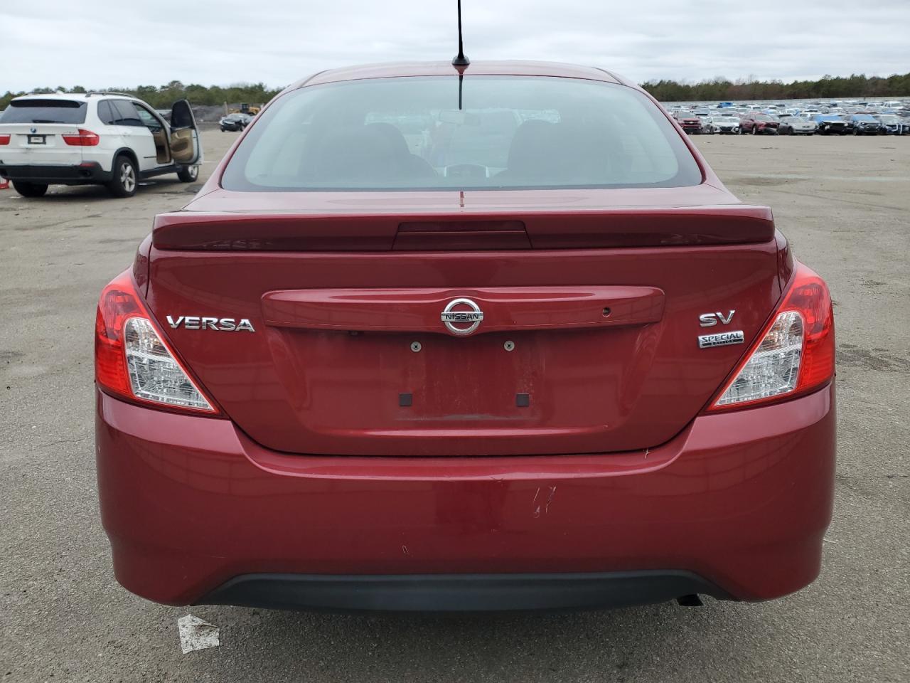 2018 NISSAN VERSA
