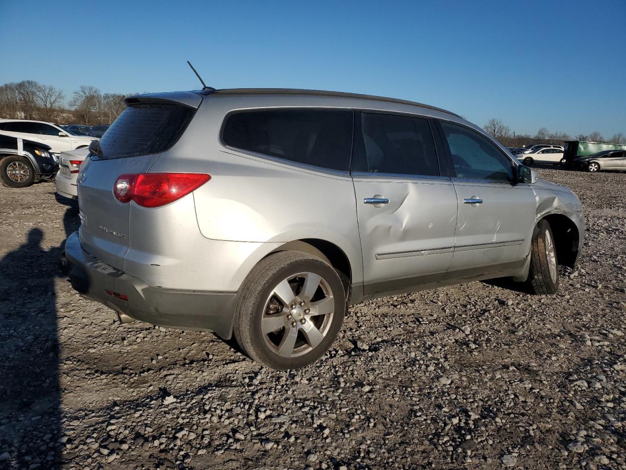 2011 CHEVROLET TRAVERSE