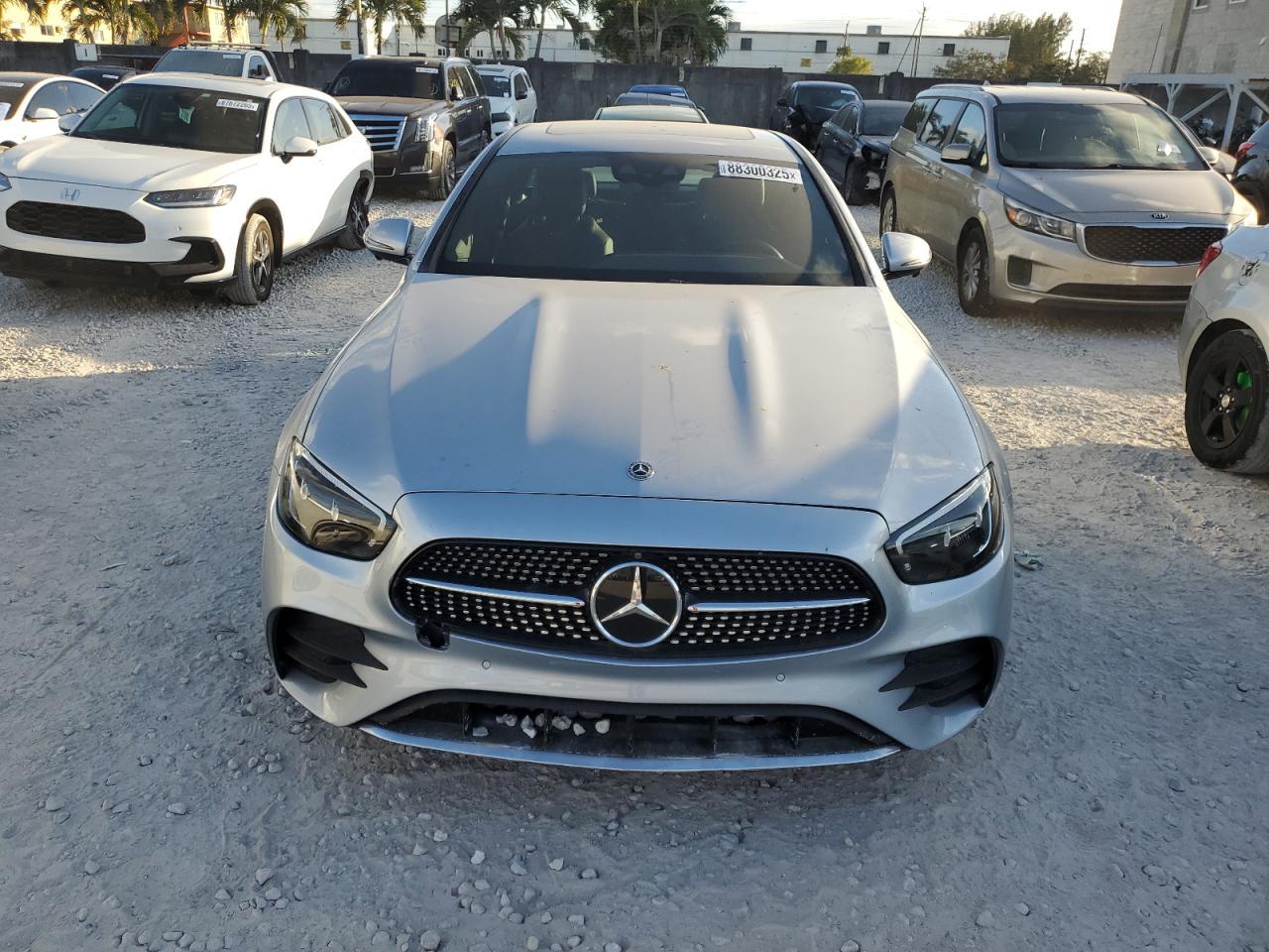 2021 MERCEDES-BENZ E-Class