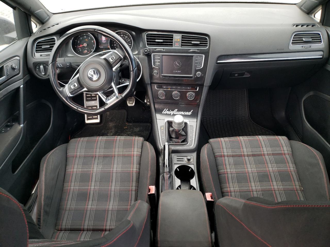 2016 VOLKSWAGEN GTI