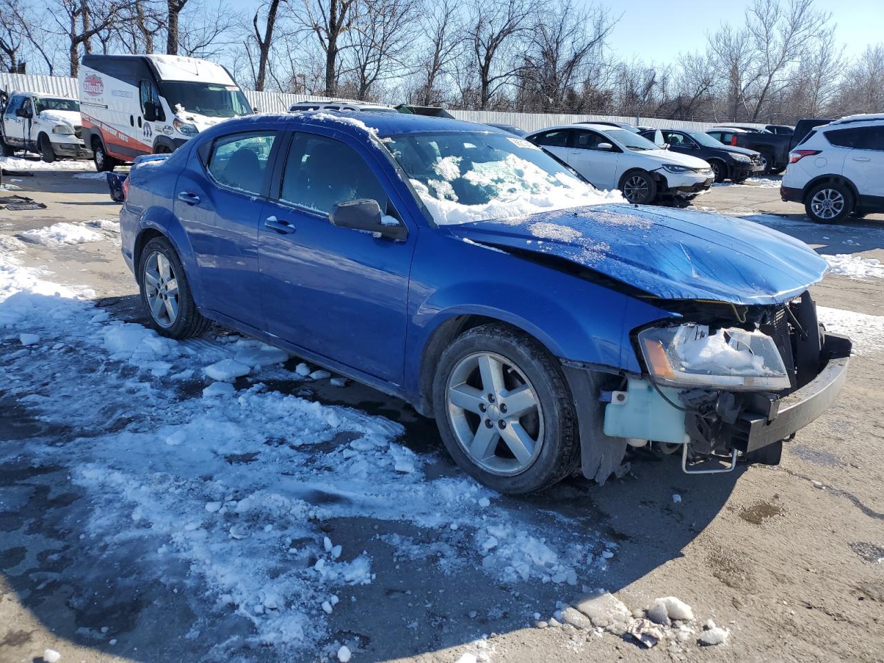2014 DODGE Avenger