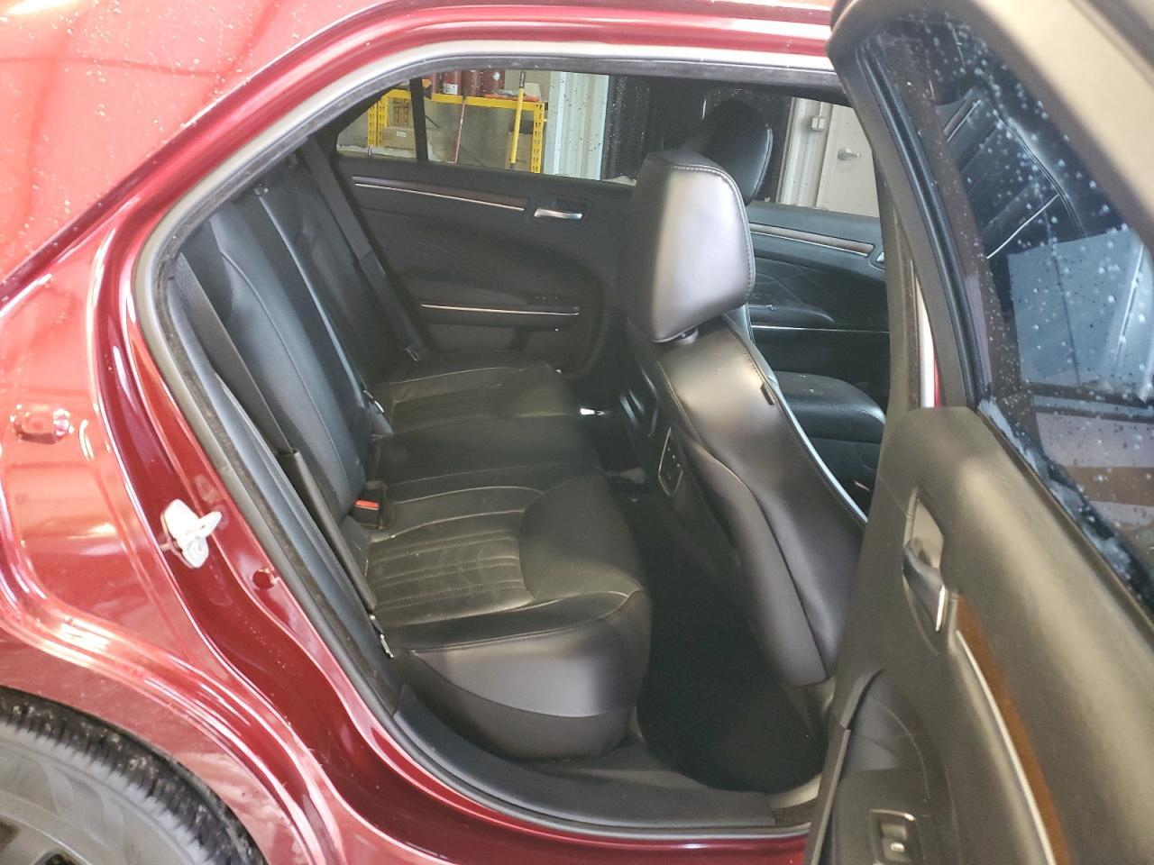 2015 CHRYSLER 300