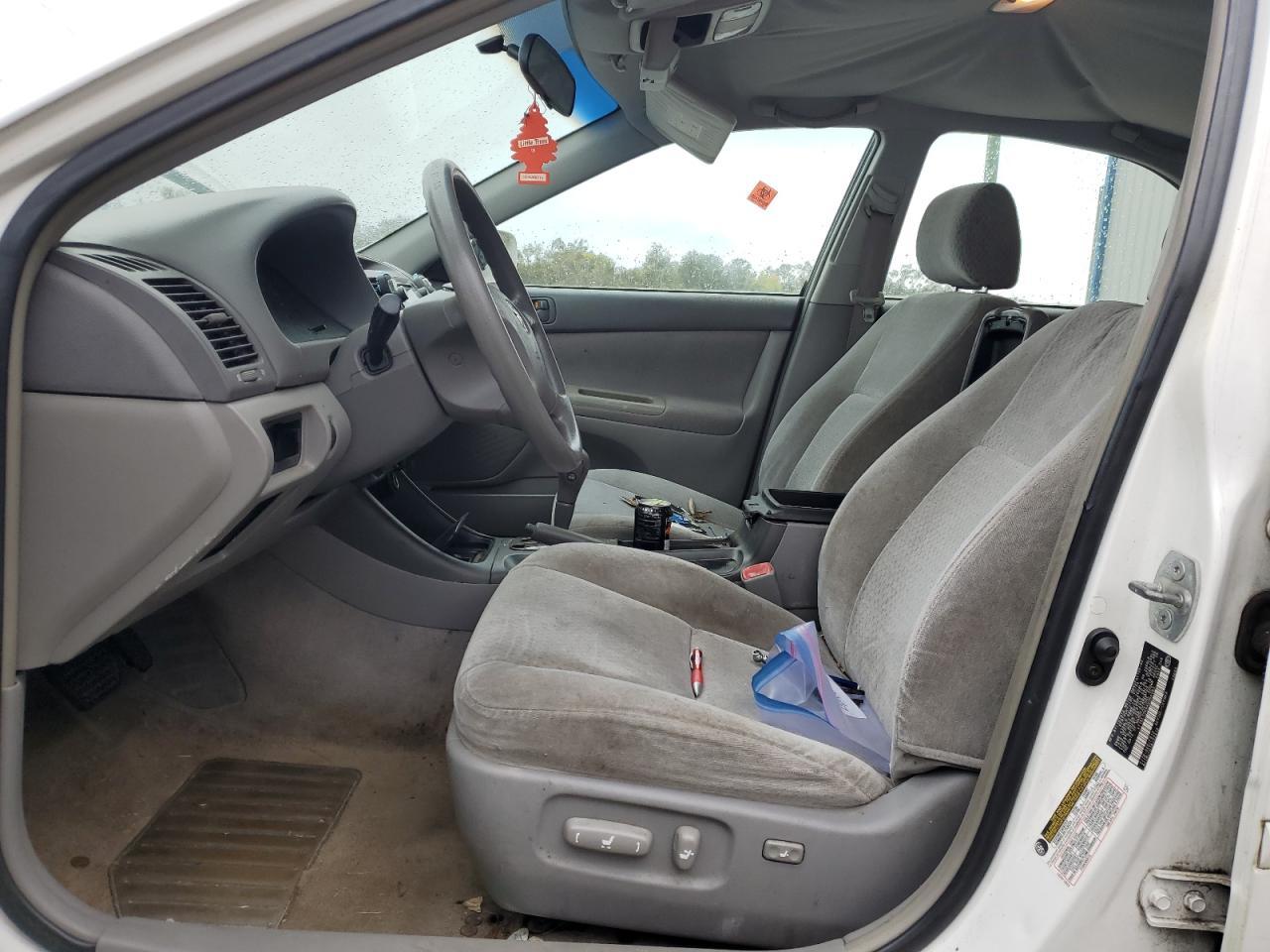 2004 TOYOTA CAMRY