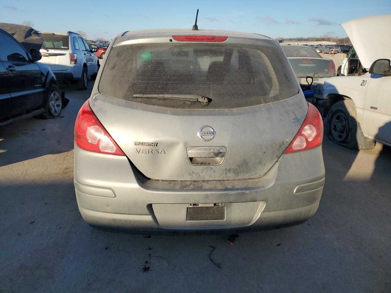 2008 NISSAN VERSA
