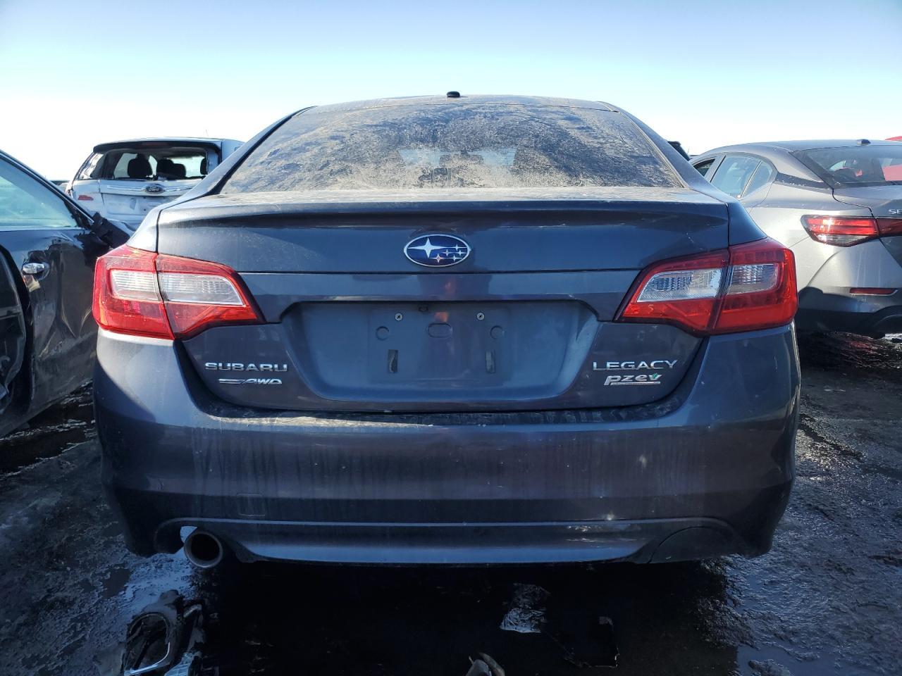 2015 SUBARU Legacy