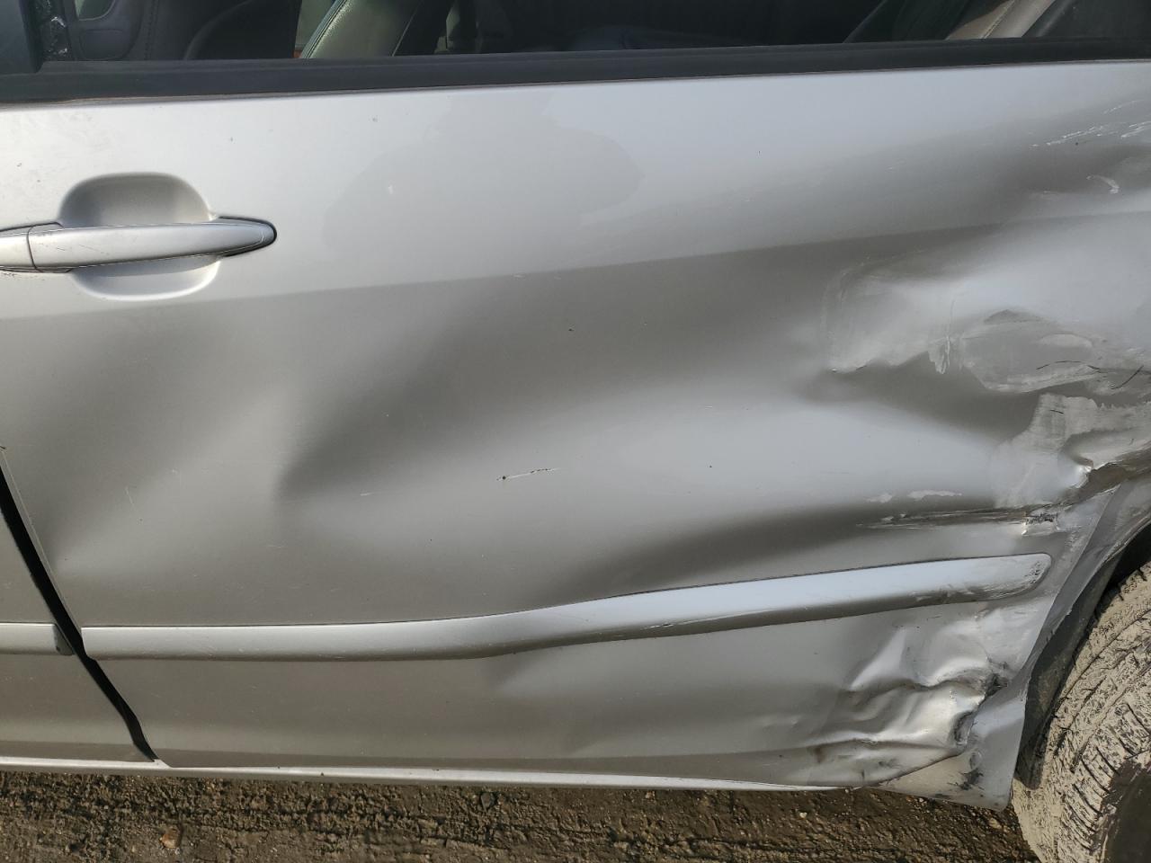 2009 TOYOTA SIENNA