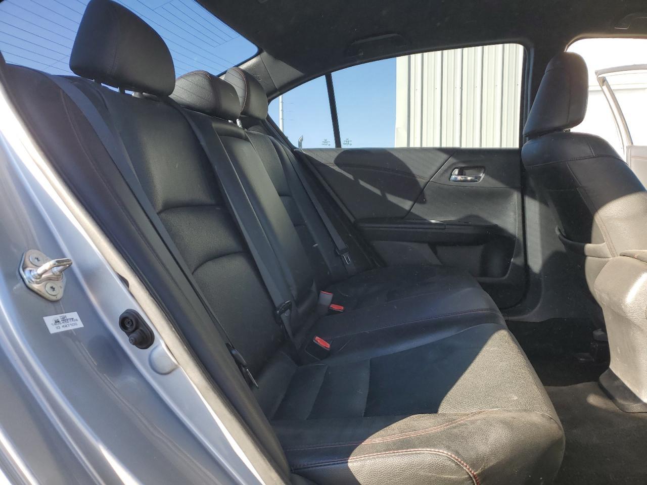 2017 HONDA ACCORD