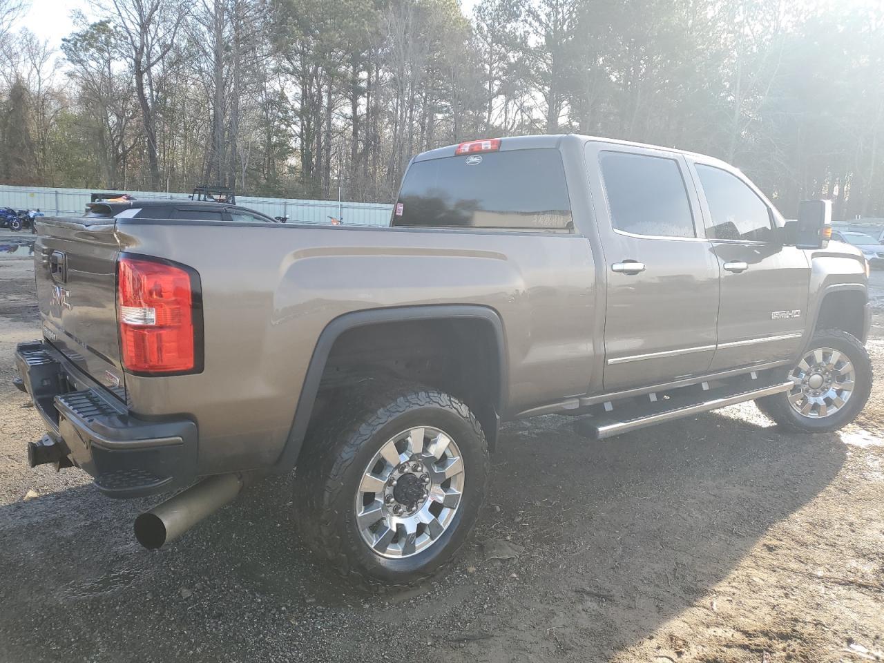 2015 GMC Sierra