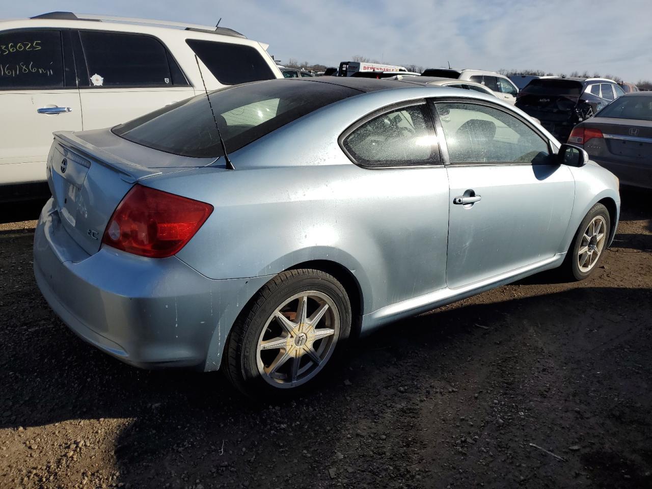 2005 TOYOTA SCION